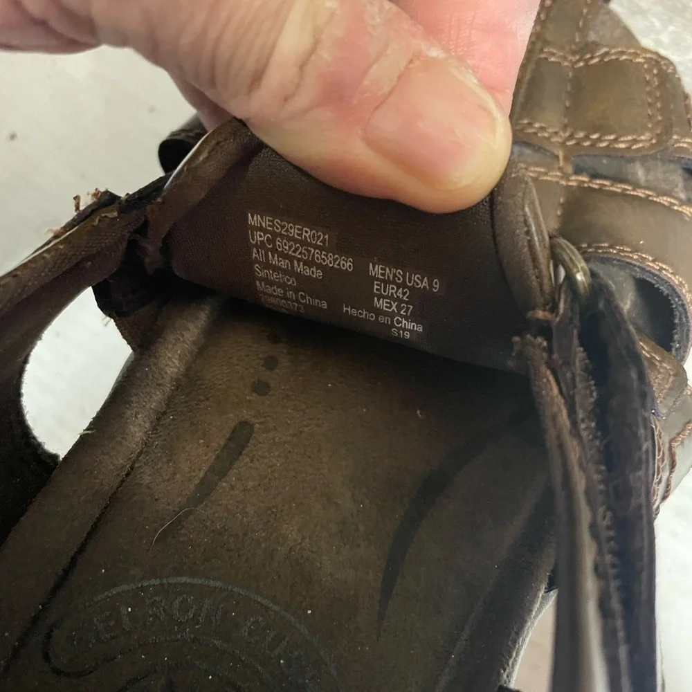 Earth Spirit Fishing Sandals Brown Men's Size 9